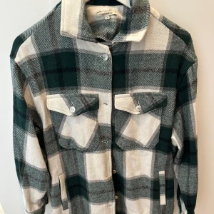 Jacka/skjorta - Superfin skjorta!