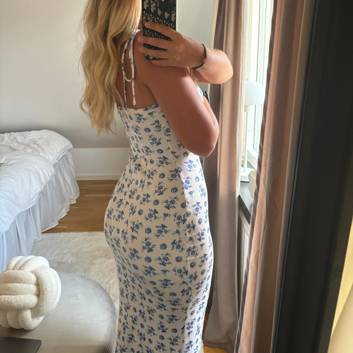 Blommig klänning - 90