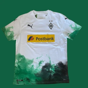 Borussia Mönchengladbach Hemmatröja 2019/20 - Äkta, nästan helt nytt sick inget namn på ryggen!