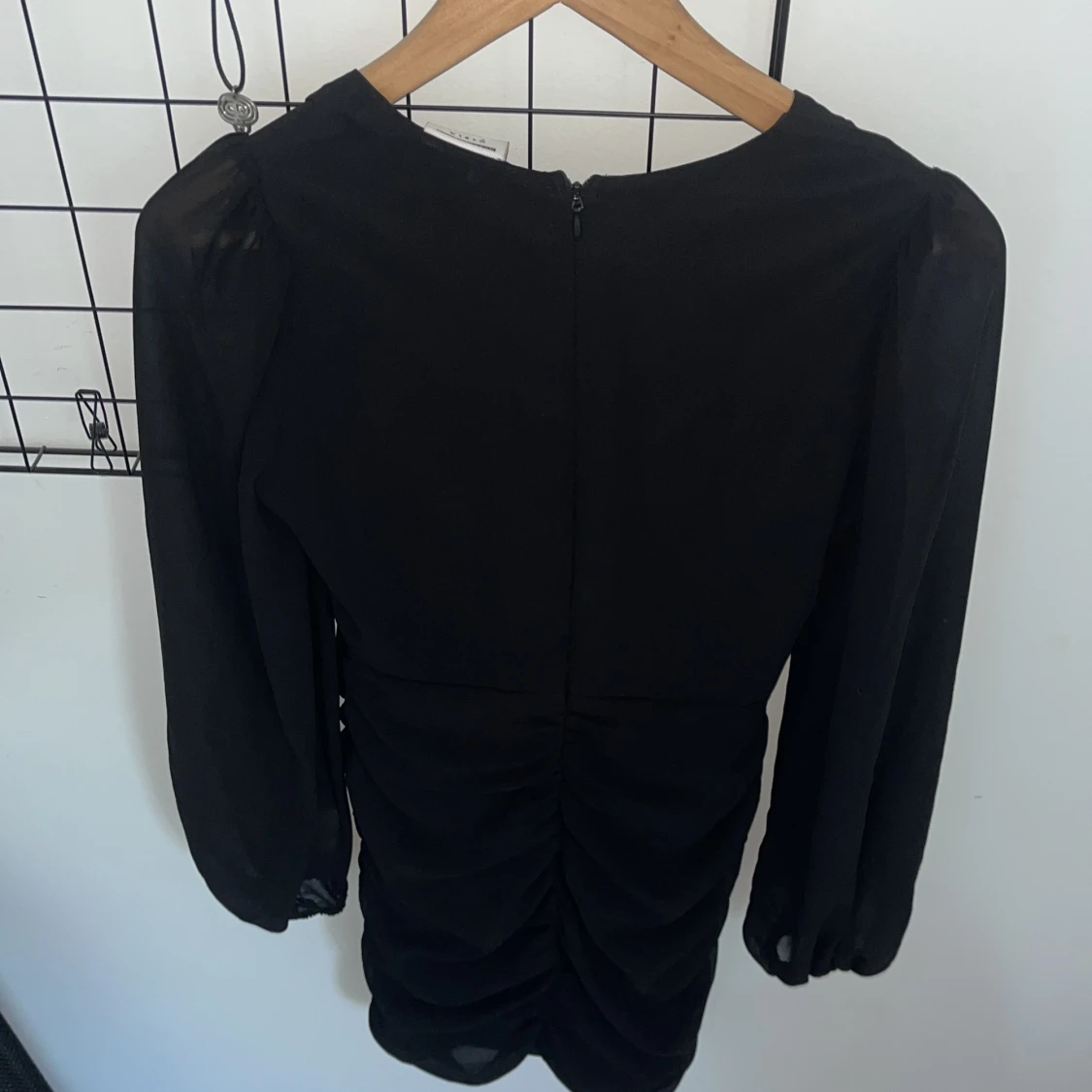 Svart klänning - 91