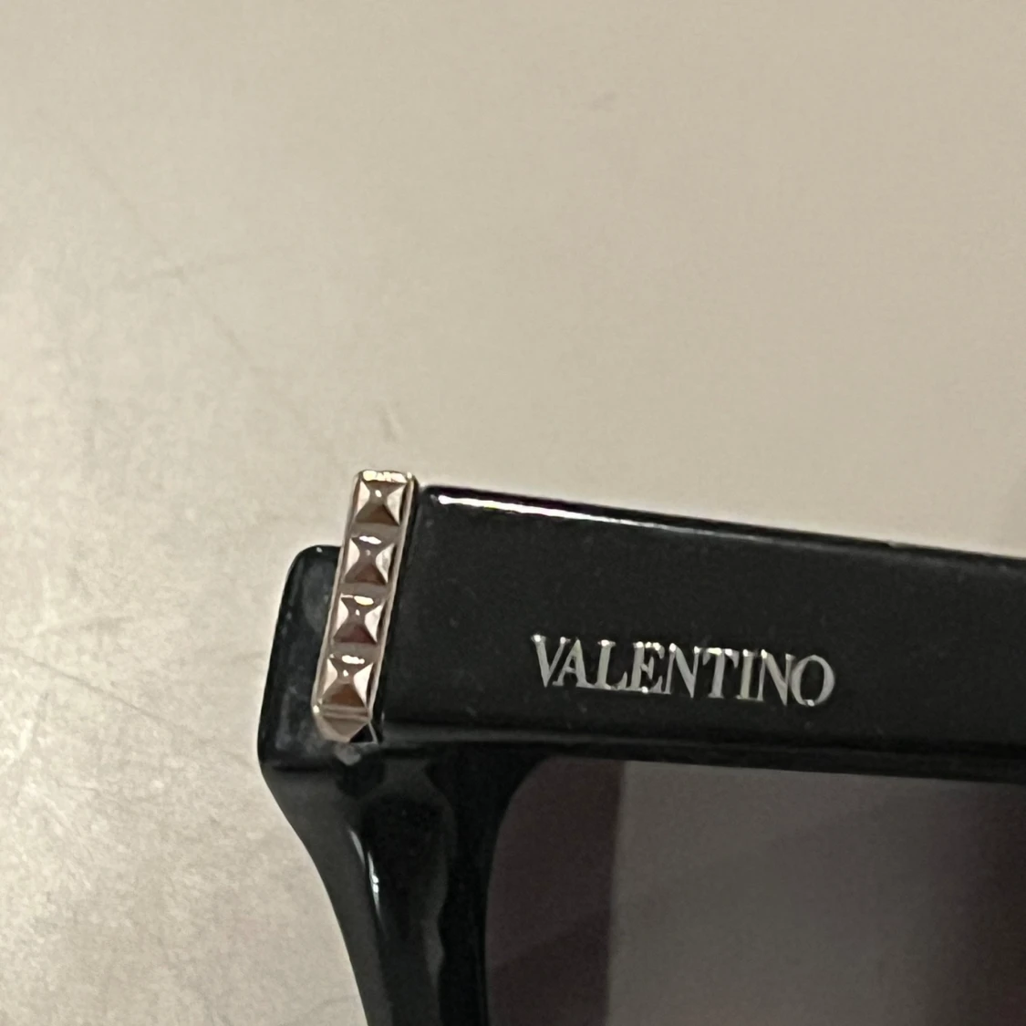 Valentino solglasögon  - 91