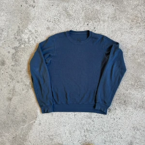 Rick Owens DRKSDHW thermal longsleeve - Thermal longsleeve från ricks DRKSHDW line🤞varm o skitnajs. stacking sleeves som me allt rick. Storlek S men sitter som M/L 🤞 skriv för mått o fler bilder