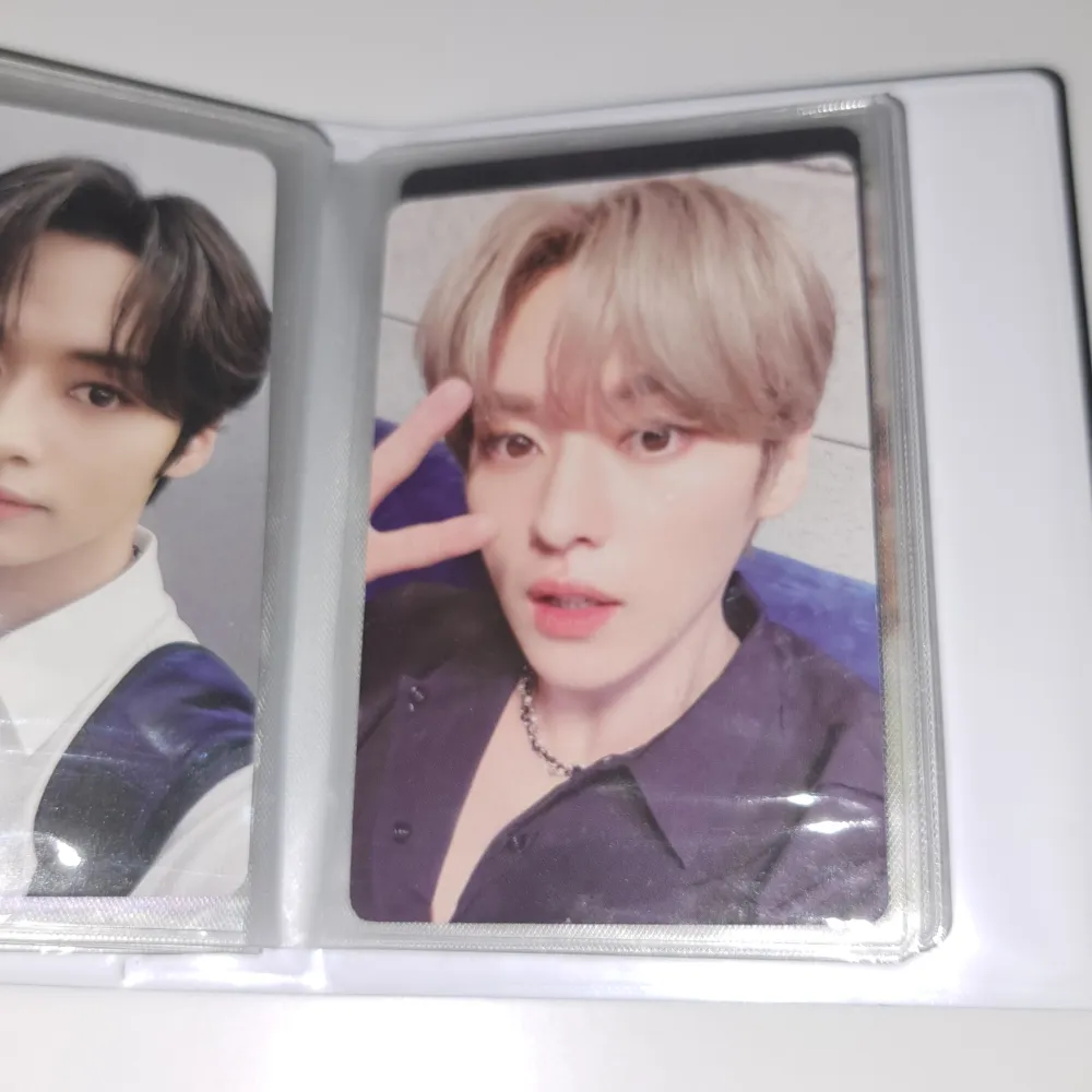 Supersöt Photocard binder🧸 Ha sleeves på PC's för den har PVC🤍. Accessoarer.