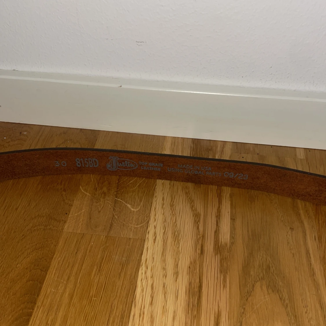 Äkta läder skärp  - 92