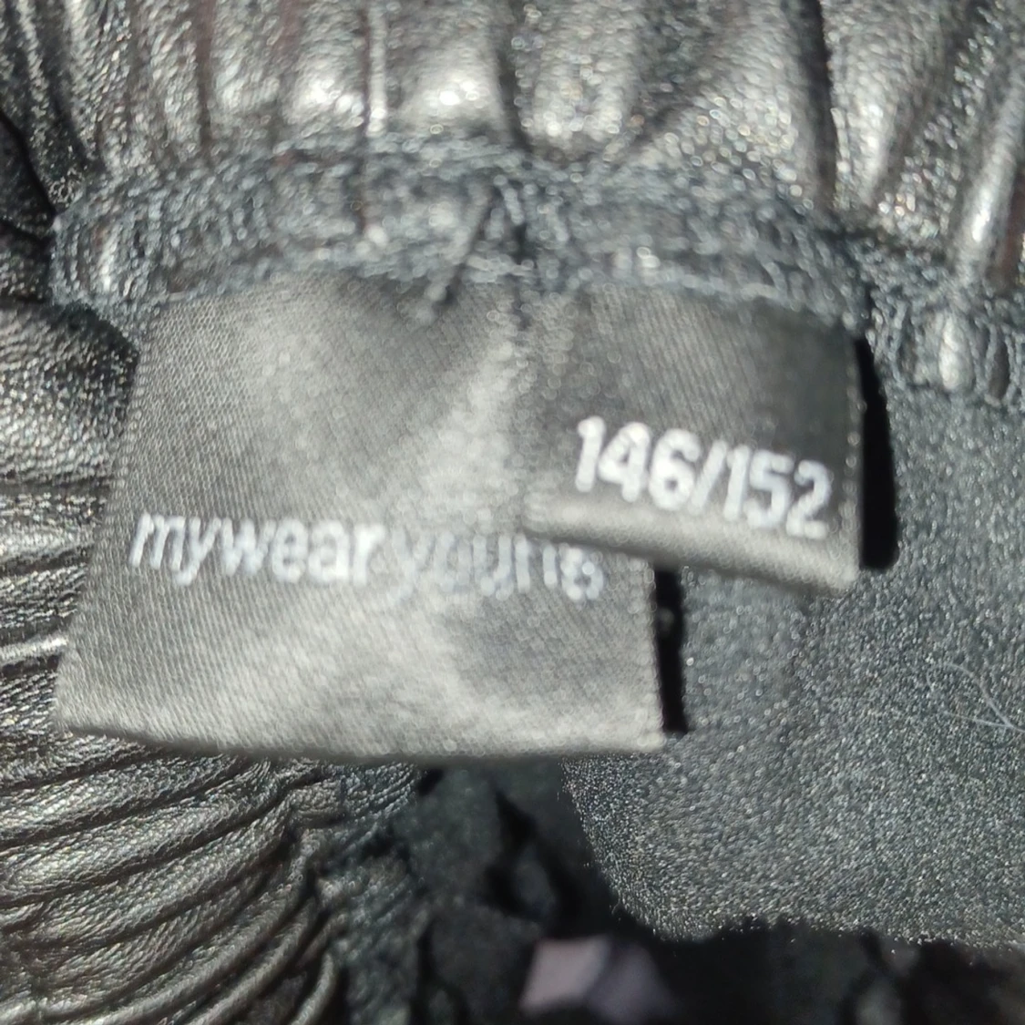 Skin shorts svarta - 91