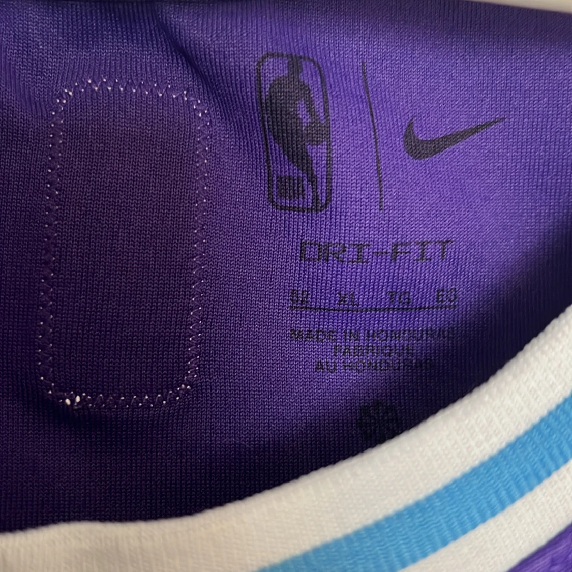 LEBRON JAMES Basketlinne - 92