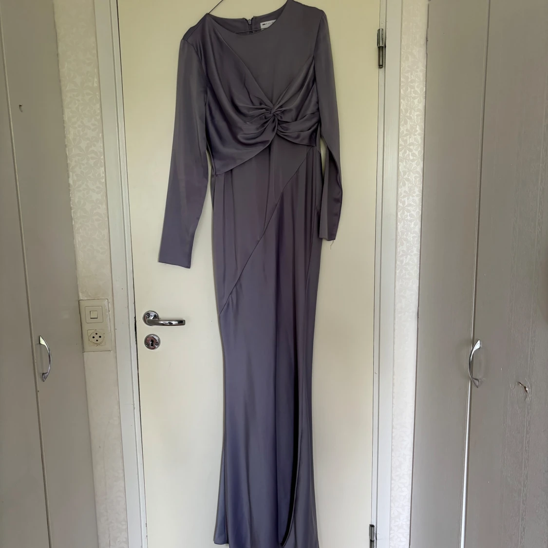 Långklänning från ASOS DESIGN