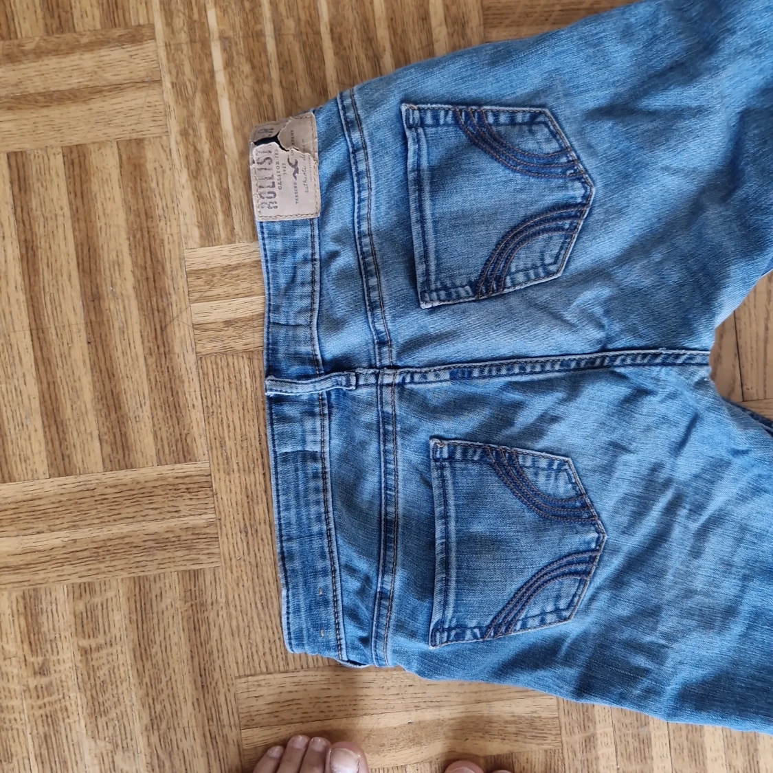 Bootcut jeans säljes - 91