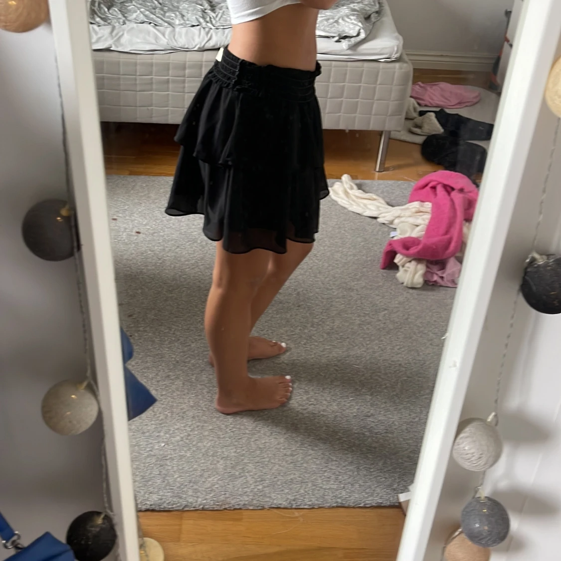 Svart volangkjol - 90