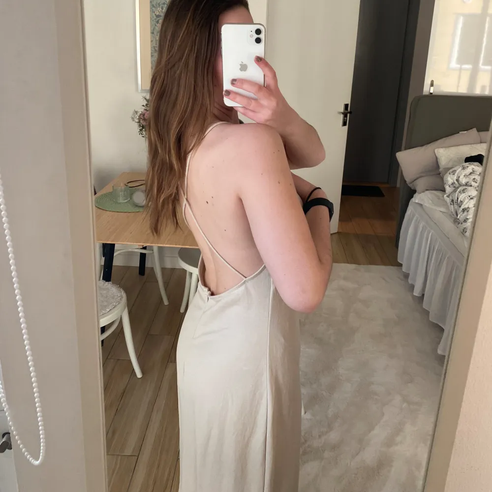 Fint skick, stl 38 men jag har vanligtvis 36🥰. Mekot.