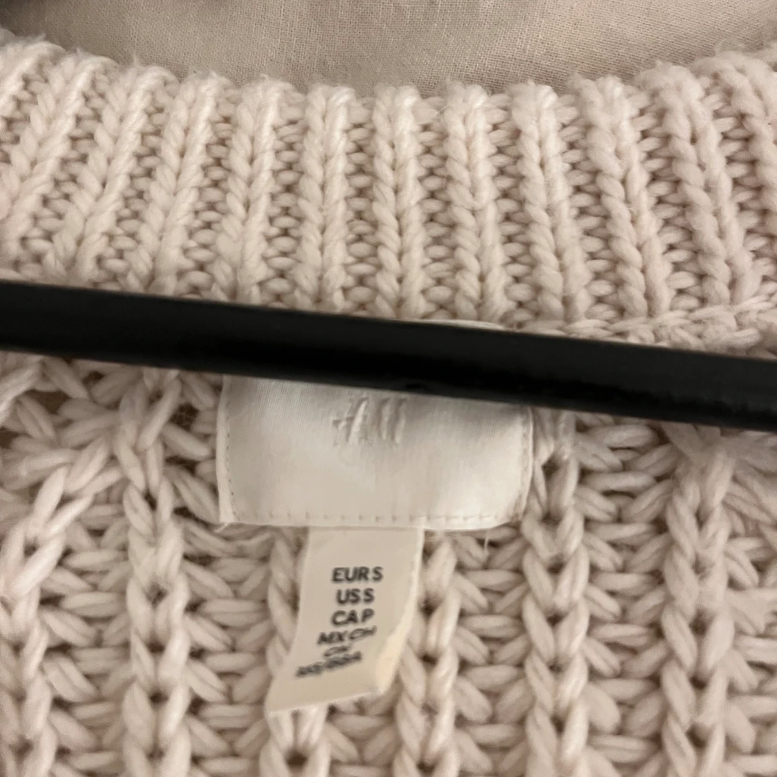 Stickad kofta från hm - 92