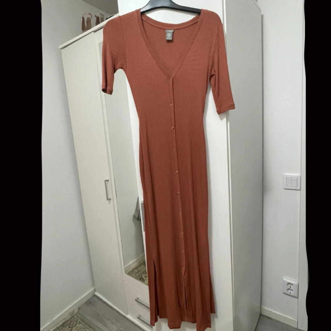 Rosa Ribbad Klänning(finns i svart) - 90