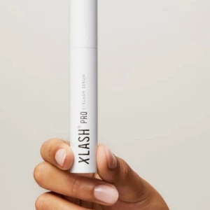 Xlash serum PRO - Ett helt nytt Xlash som jag bara har testat en gång, köpt för 699 på xlash hemsida, priset går och diskutera💕