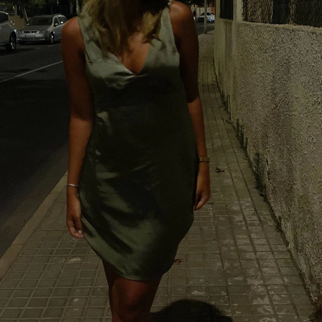 Grön satin klänning