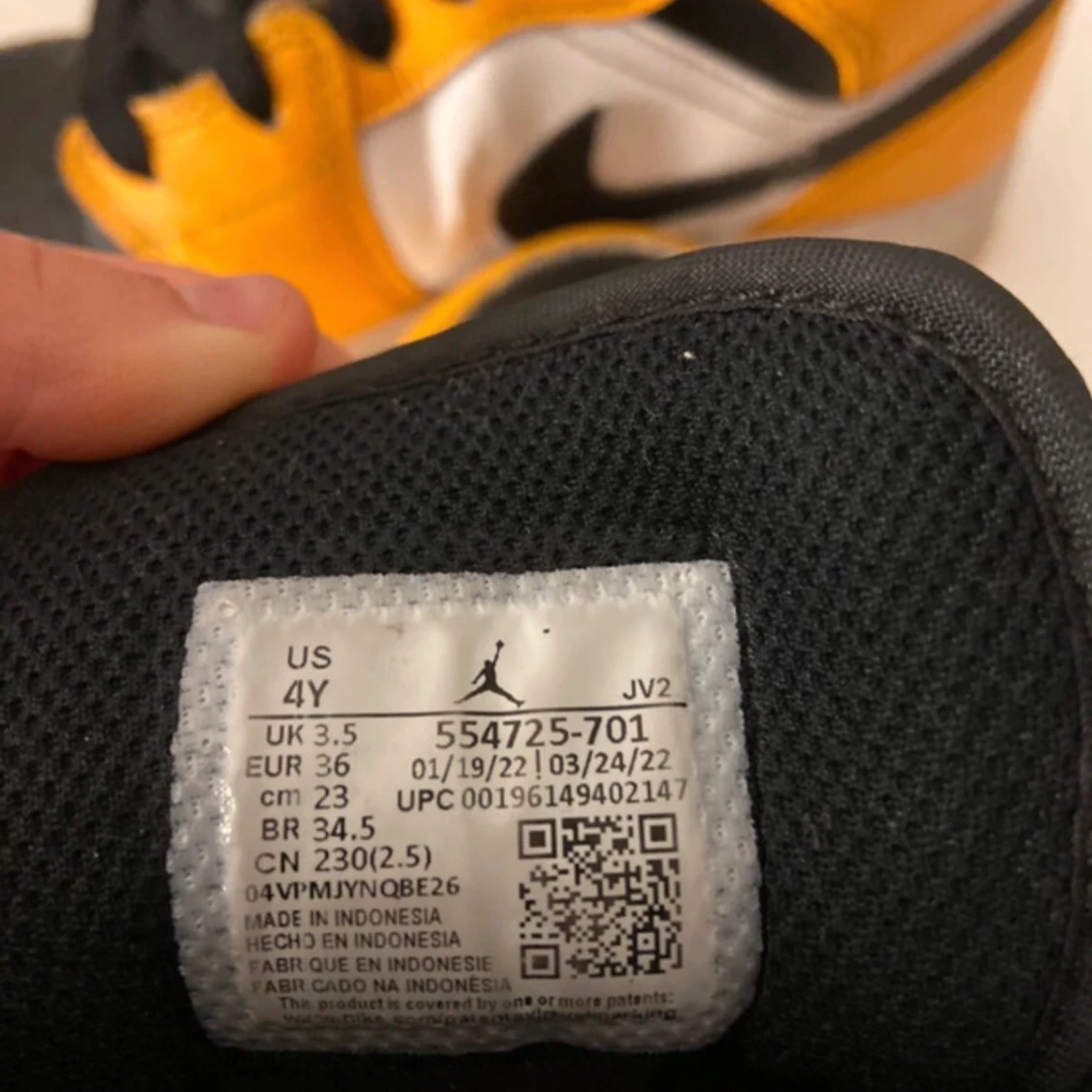 Jordan 1 yellow - 93