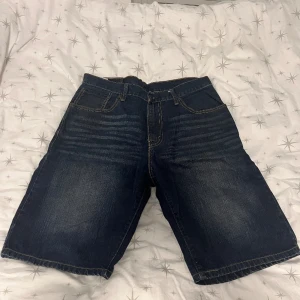 Jorts  - Fetaaa jorts t sommarn, Levis föfan 