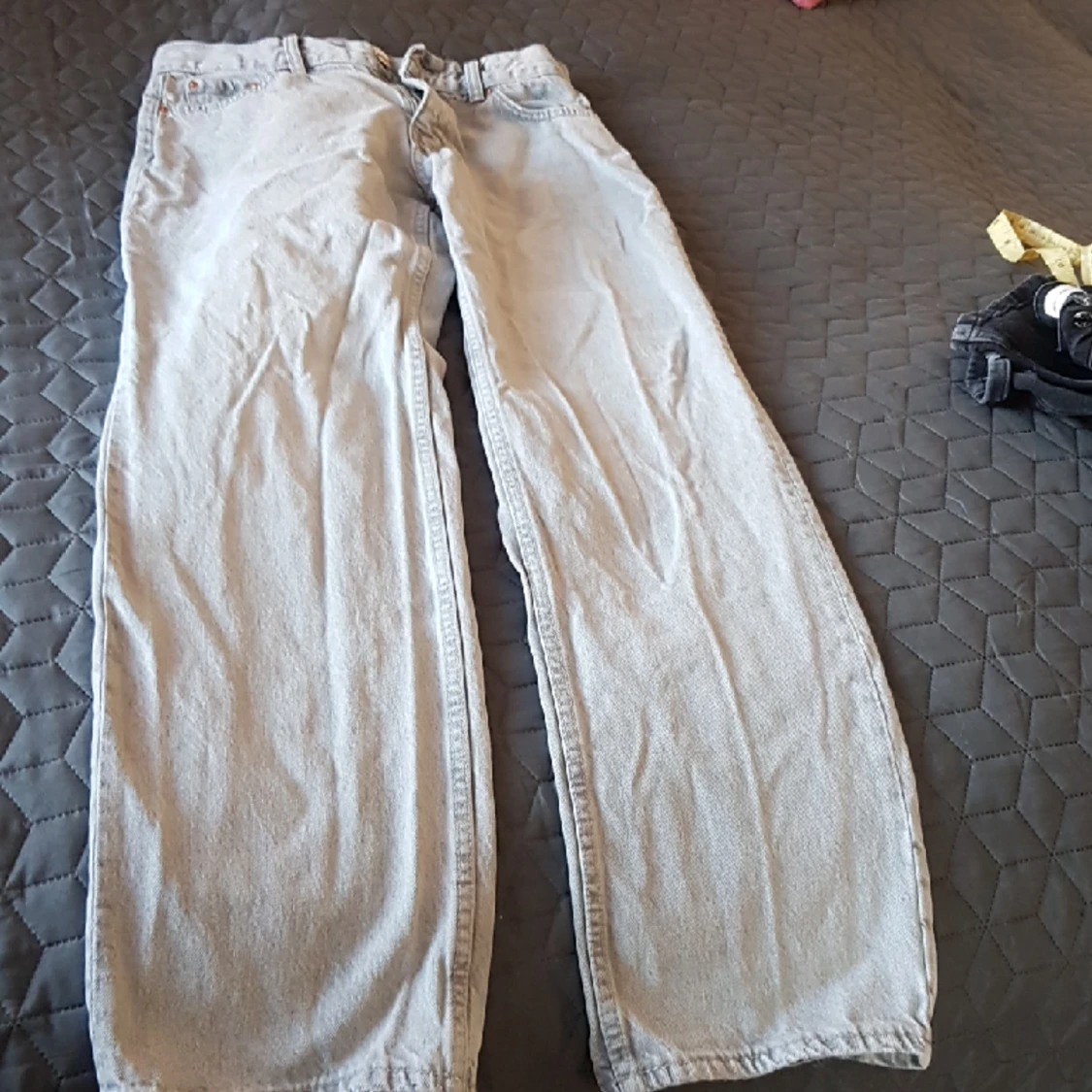 Jeans från Gina Tricot  - 90