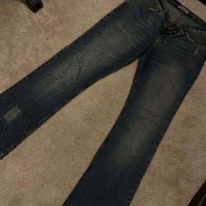 Vintage jeans - Lågmidjade💕