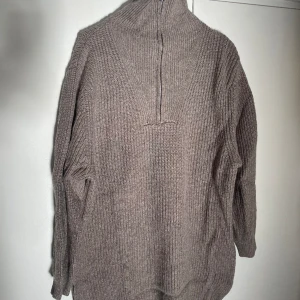 Tröja carin wester - En mysig tröja från carin wester! I bra skick, använd max 3 gånger! 