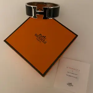 Hermes Armband limited edition Kvitto finns stl 17 Nypris 7500