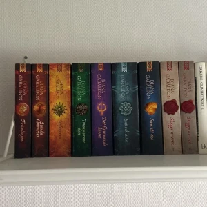 Komplett Outlanders-serie - Säljer min kompletta serie som är ororöda. 