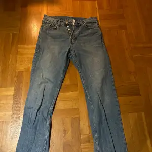 Blå boyfriend jeans med perfekt längd💖