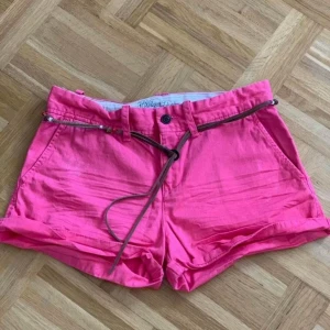 Shorts Tommy Hilfiger  - Oanvända  Storlek 27