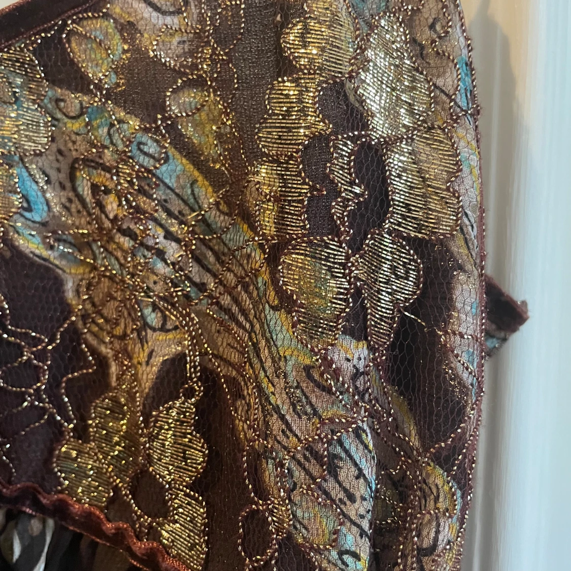 Blus/topp med guld - 91