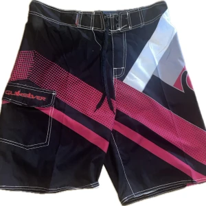 quicksilver badbyxor - quicksilver surfer badbyxor eller shorts. 2000s surfer boy