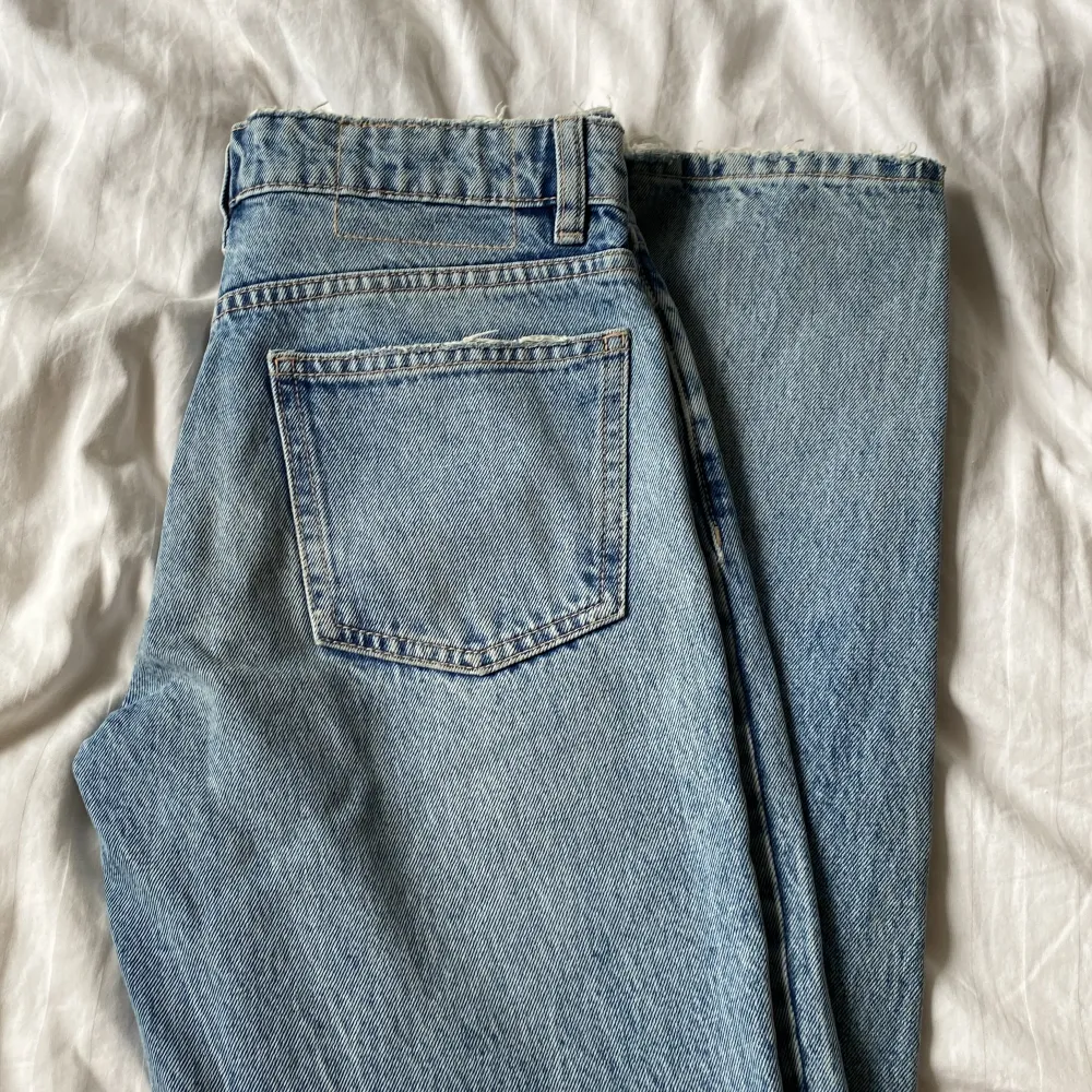 Så fina jeans från zara, näst intill oanvända.🥰🥰. Jeans & Byxor.