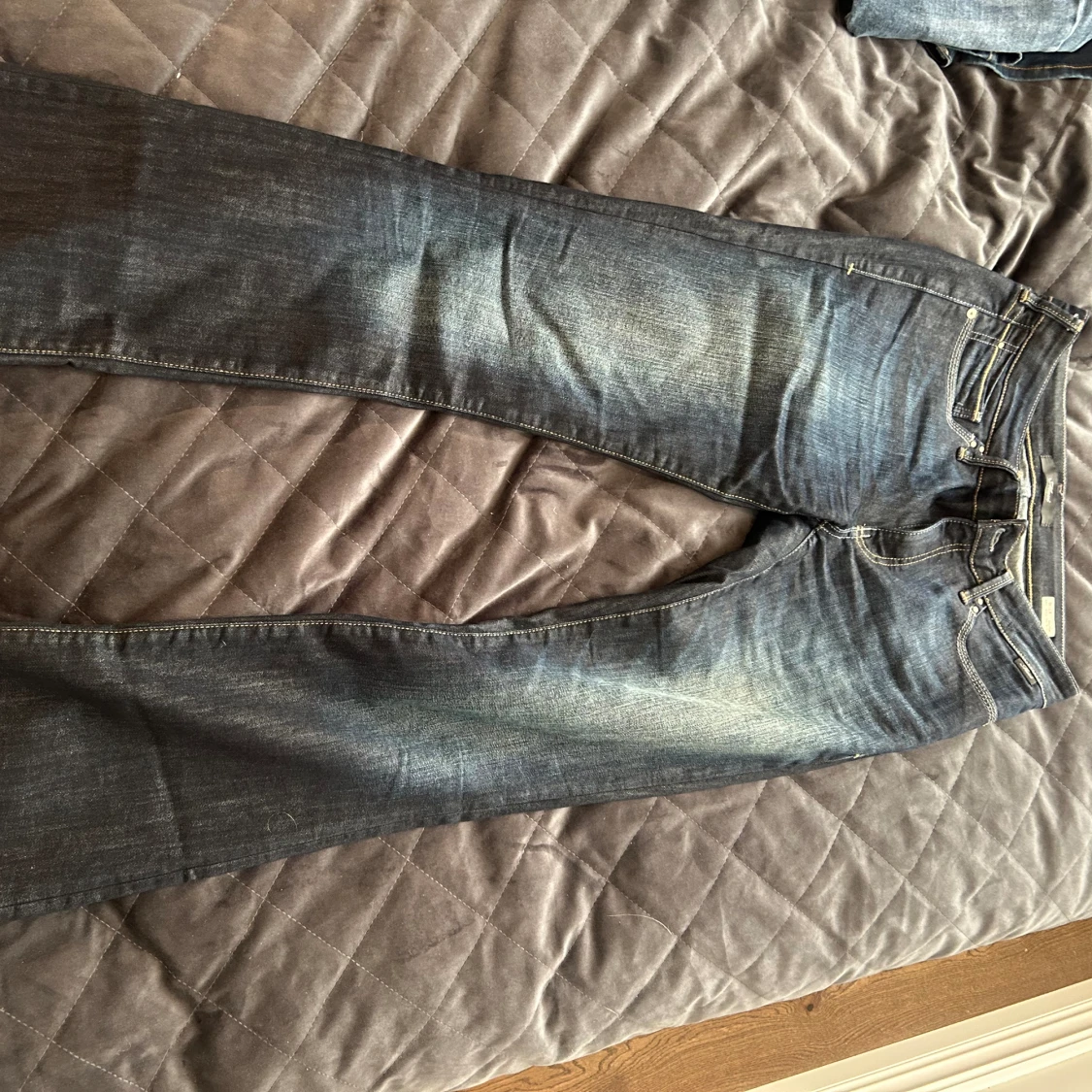 Lågmidjade jeans