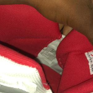 Jordan 11 Cherry - Aldrig använda, komm fem storlekar för stora