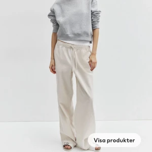 Linnebyxor  - Säljer dessa beigea linnebyxor från HM.