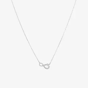 Säljer mitt swarovski infinity necklace då jag aldrig använder d, använt 2 ggr å finns inga defekter elr liknande!🩷 