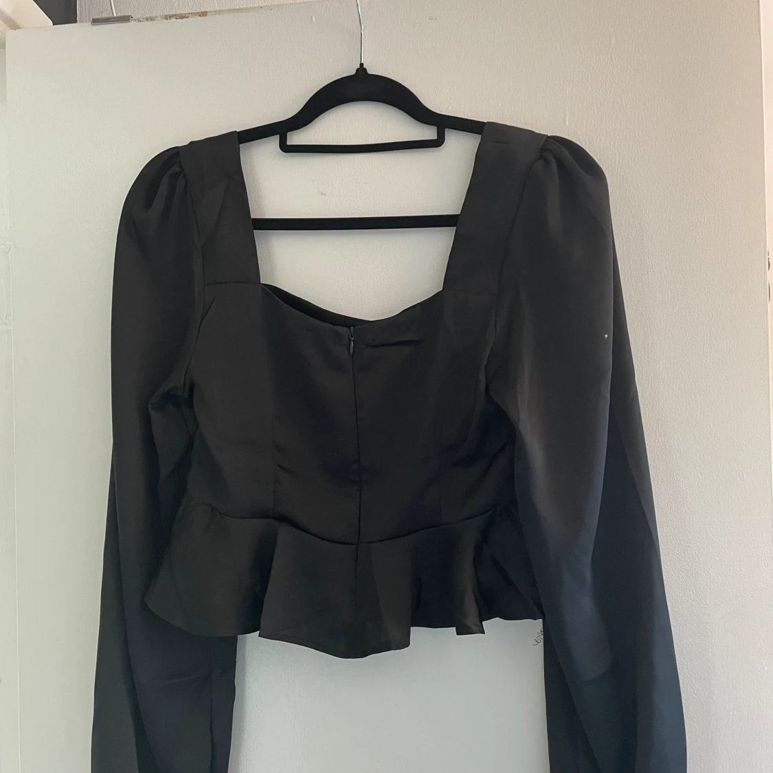 Svart blus/topp från Nelly - 90