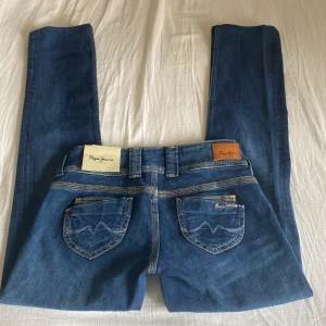 Pepe venus jeans - Helt nya pepe venus jeans, endast testade. Säljs då dem tyvärr inte passade mig i midjan. 10/10 skick. Skriv om ni har några frågor eller funderingar💕
