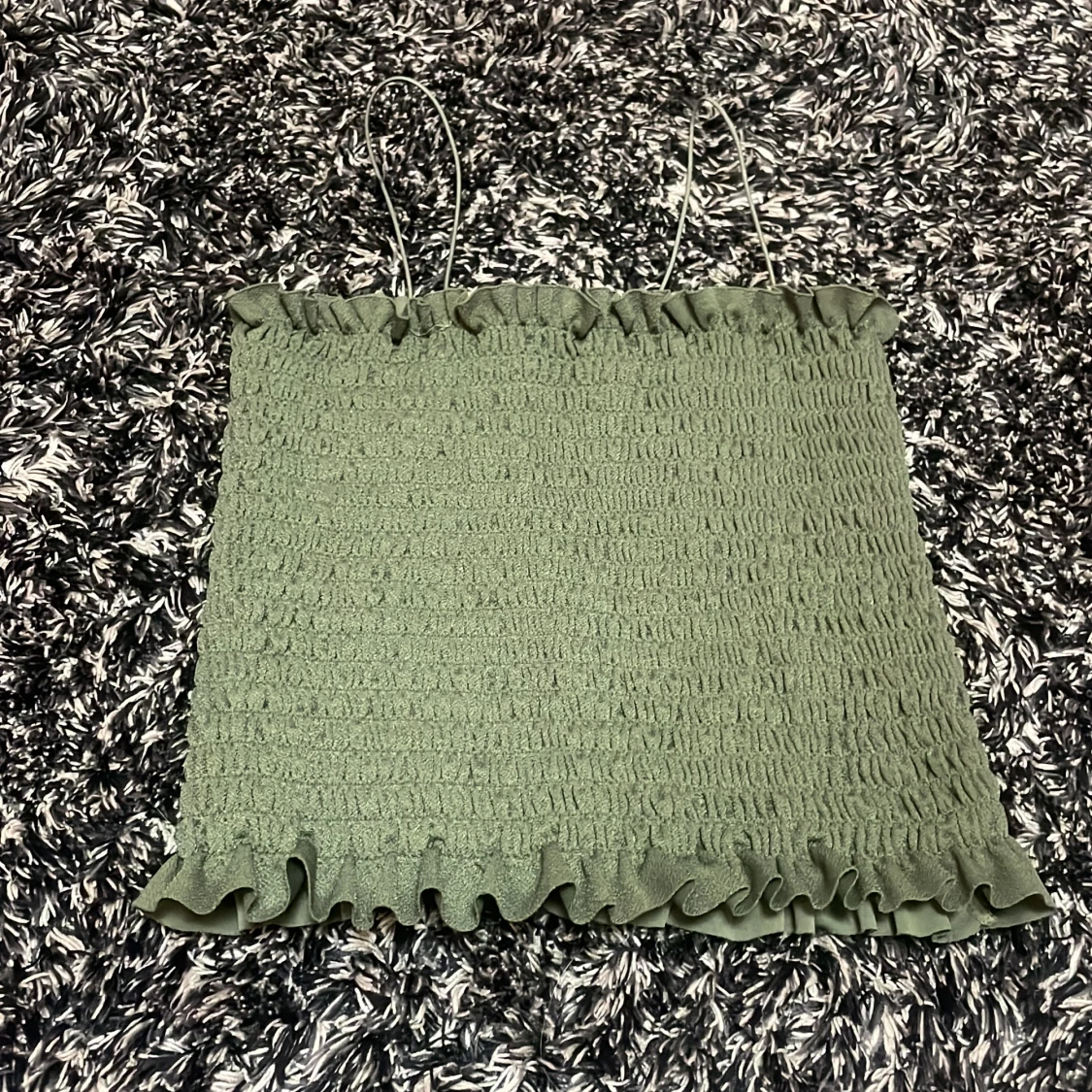 Söt top med fint mönster