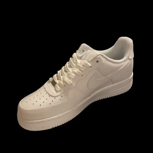 Nike air force 1 - Nike air force 1’s Oanvända Storlek: 43 Vid intresse hör av er!