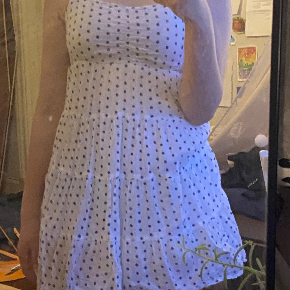 Prickig sommarklänning  - 90
