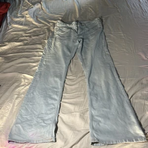Flare jeans - Super fina jeans använda 2 gånger