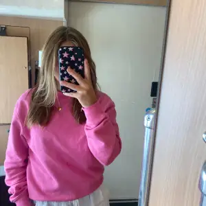 Fin rosa tröja i bra skick