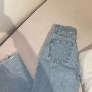 Jeans - Jeans från zara. Strl 36. Bra skick. Passar mig i längden som är 172cm.