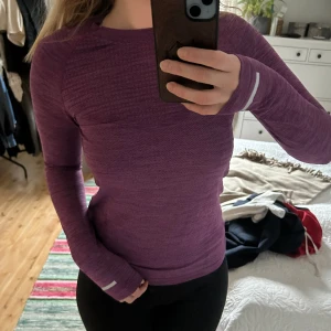 Träningstopp - Träningstopp som inte kommit till användning därav i nyskick. Nypris 449 kr. 