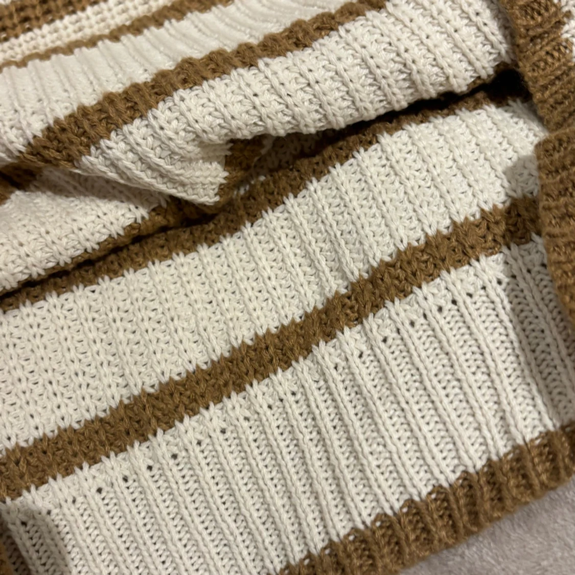  Stickad? tjocktröja från JDY - 91