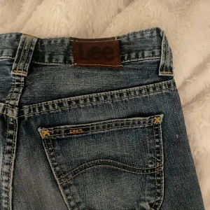 Lee jeans - Säljer mina lee jeans, jätte bra skick!!!