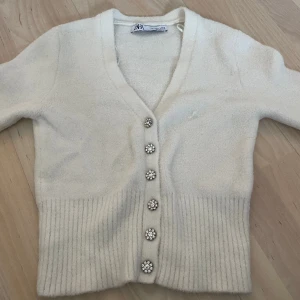 zara kofta!  - jättefin vit kofta från zara!! 💘