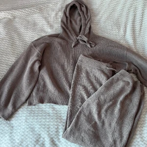 Mjukisset  - Från H&M, varmt och skönt! 