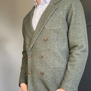 John Henric kavaj - Stickad kavaj - JH 9/10 Strl M Olivgrön