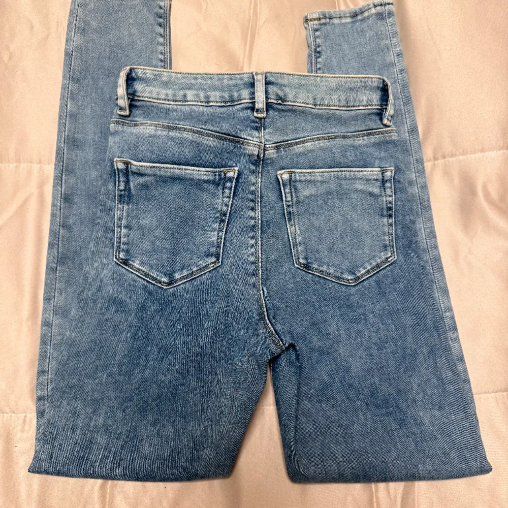 Asos soft denim strl 25/32 (Nya). Jeans & Byxor.