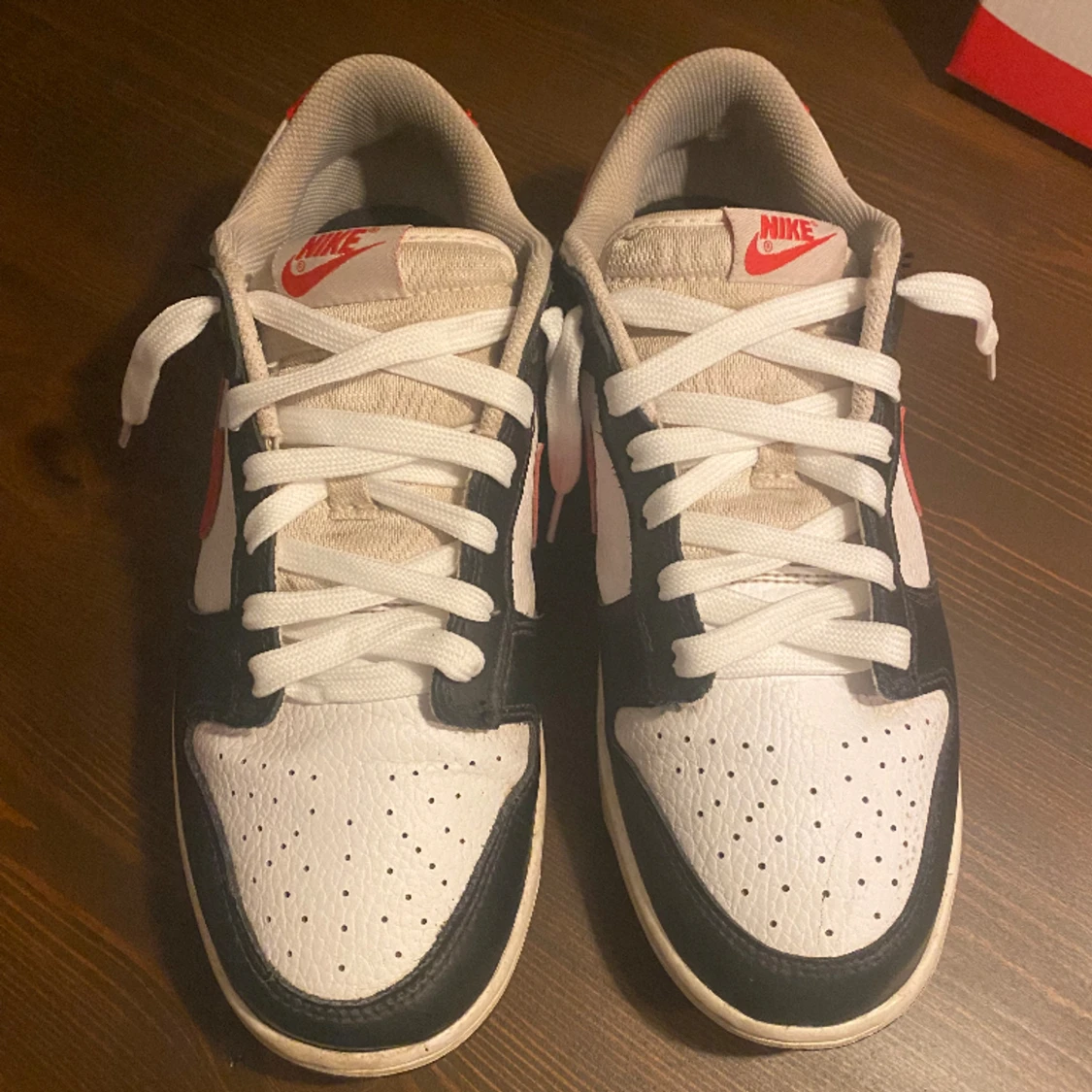 Dunk low red swoosh - 90